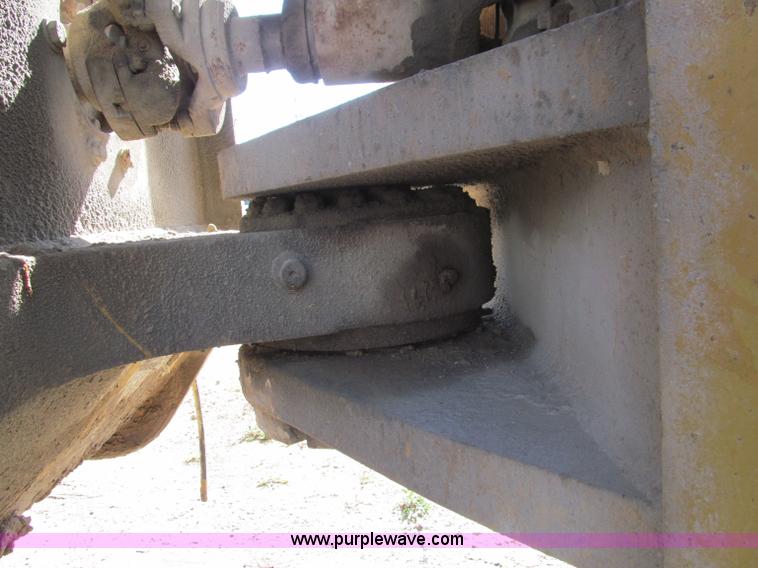 image for item F4609 Dresser 570 wheel loader