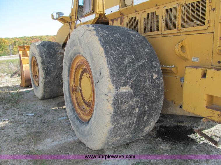 image for item F4609 Dresser 570 wheel loader