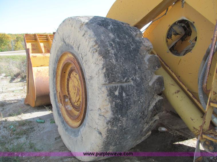 image for item F4609 Dresser 570 wheel loader