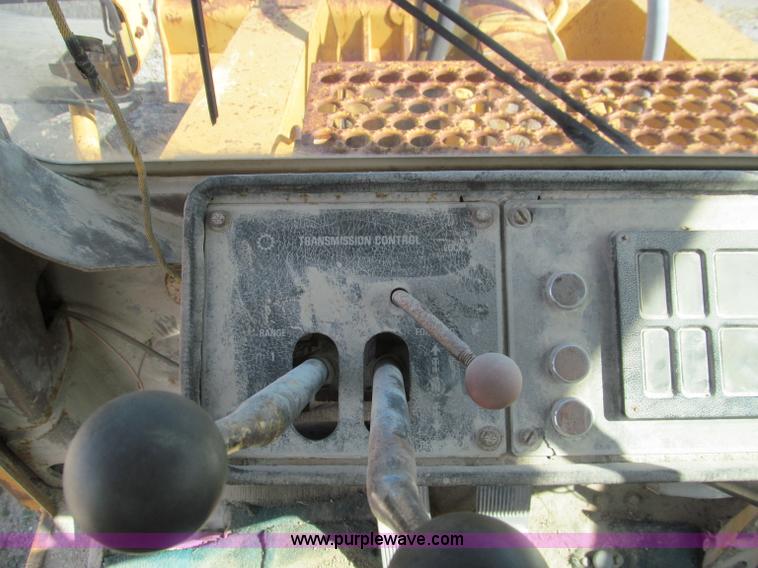 image for item F4609 Dresser 570 wheel loader