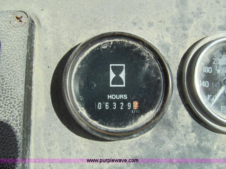 image for item F4609 Dresser 570 wheel loader