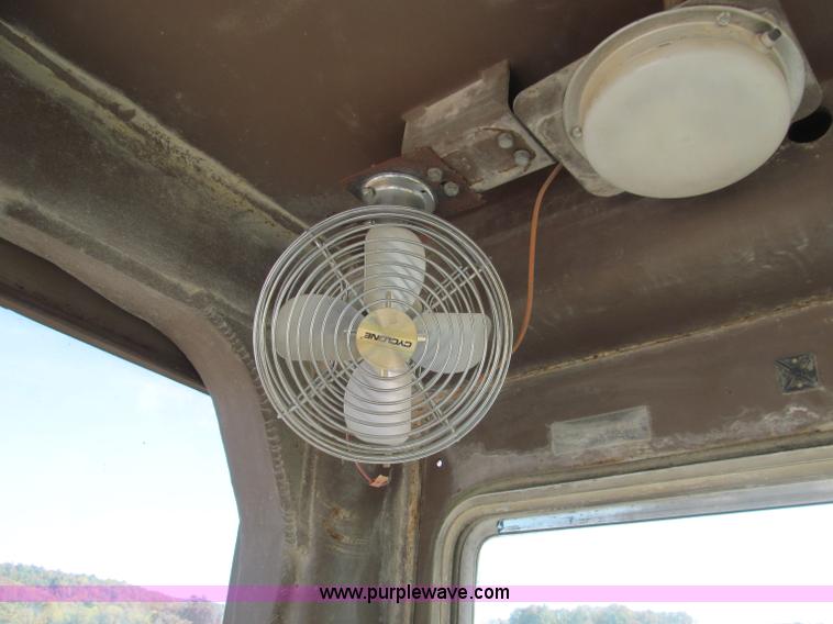 image for item F4609 Dresser 570 wheel loader