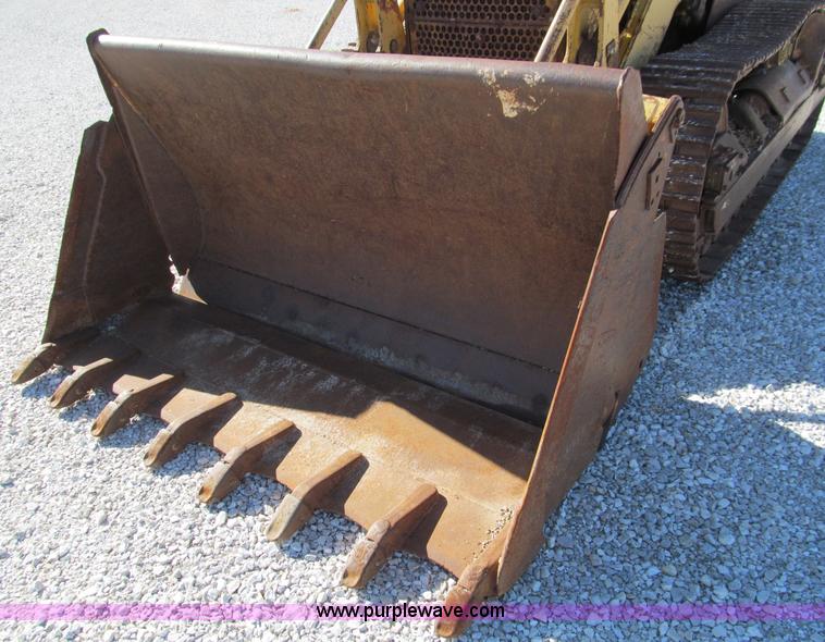 image for item F4618 1971 Caterpillar 951B track loader