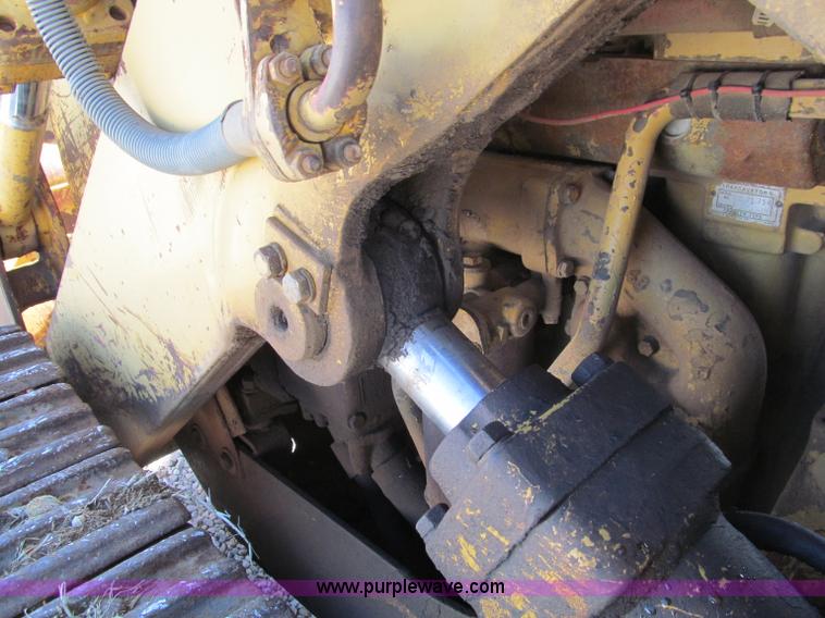 image for item F4618 1971 Caterpillar 951B track loader