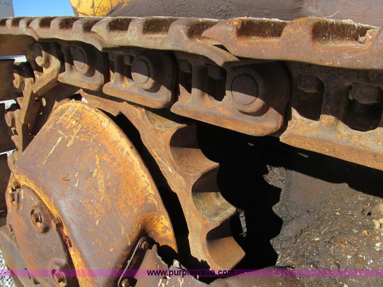 image for item F4618 1971 Caterpillar 951B track loader