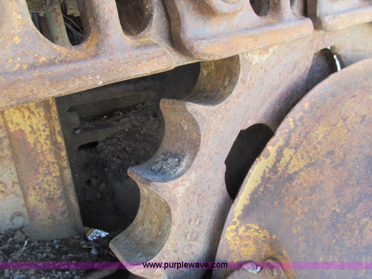 image for item F4618 1971 Caterpillar 951B track loader