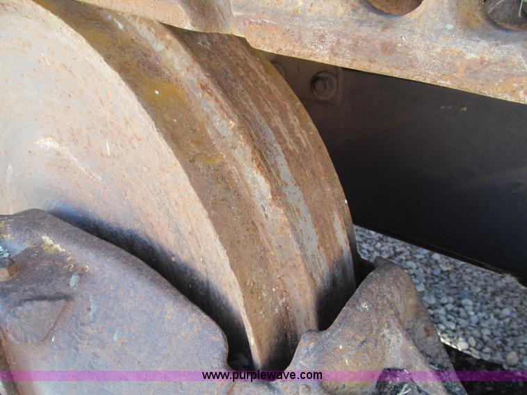 image for item F4618 1971 Caterpillar 951B track loader