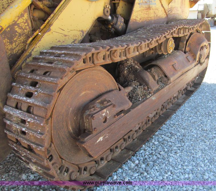 image for item F4618 1971 Caterpillar 951B track loader