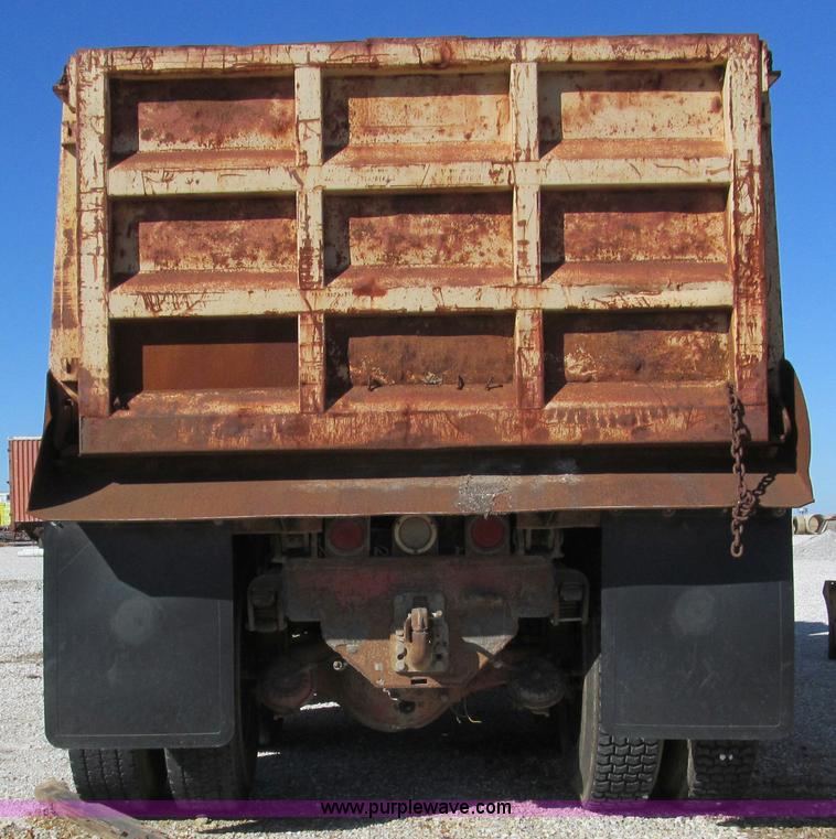 image for item F4619 1978 GMC General dump truck