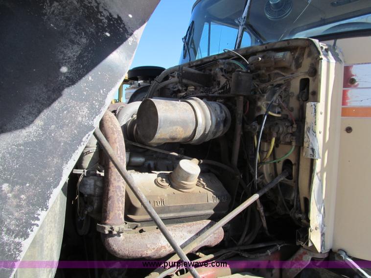 image for item F4619 1978 GMC General dump truck