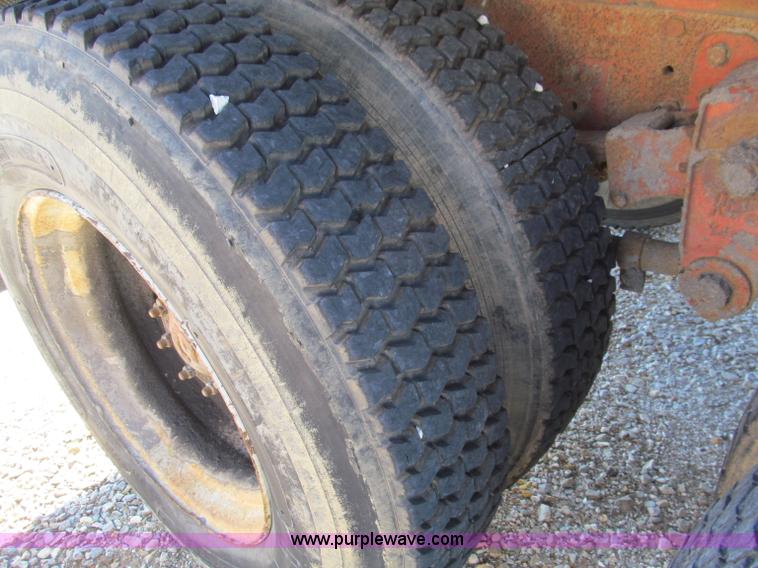 image for item F4619 1978 GMC General dump truck