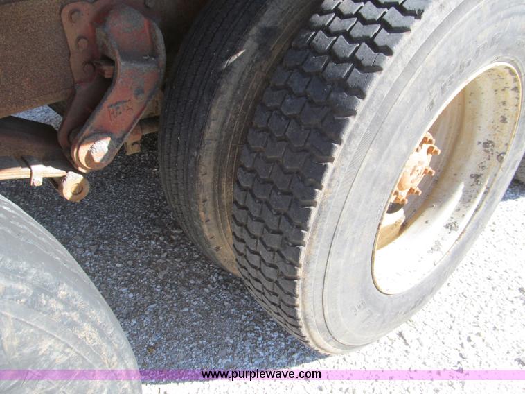 image for item F4619 1978 GMC General dump truck