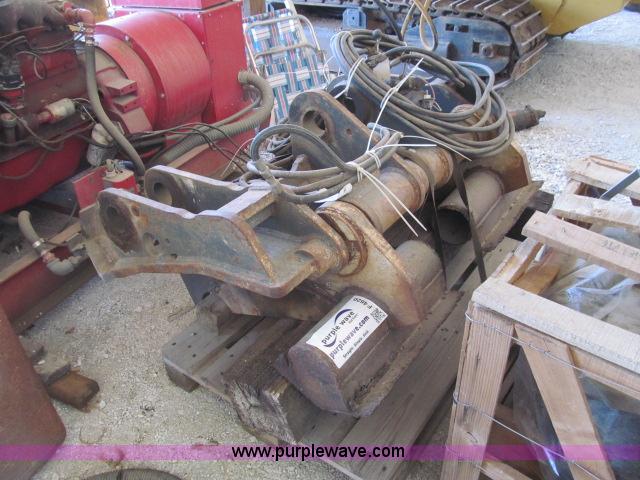 image for item F4620 JRB 621/721C quick coupler