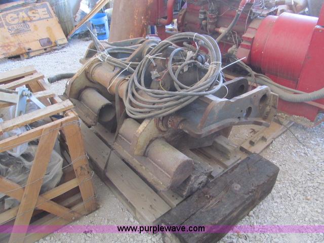 image for item F4620 JRB 621/721C quick coupler