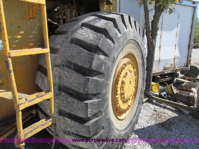 image for item F4626 Fiat-Allis 945B wheel loader