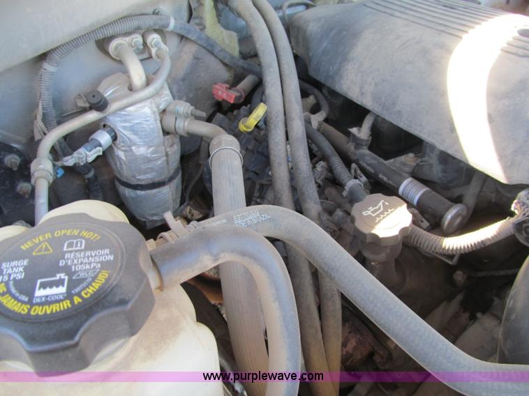 image for item F5545 2003 Chevrolet Silverado K2500HD Extended Cab pickup truck