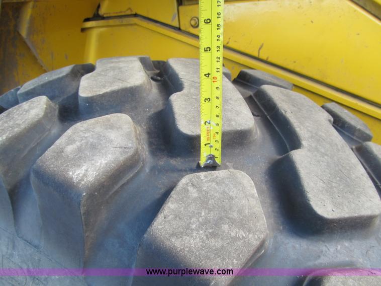image for item F5546 2008 Volvo L90F wheel loader