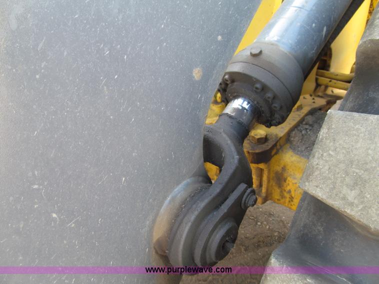 image for item F5546 2008 Volvo L90F wheel loader