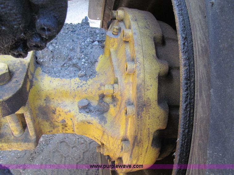 image for item F5546 2008 Volvo L90F wheel loader