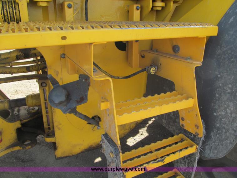 image for item F5546 2008 Volvo L90F wheel loader