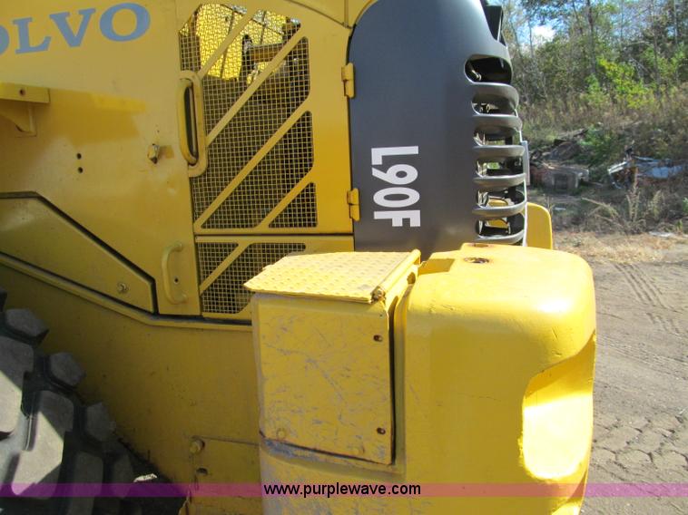 image for item F5546 2008 Volvo L90F wheel loader