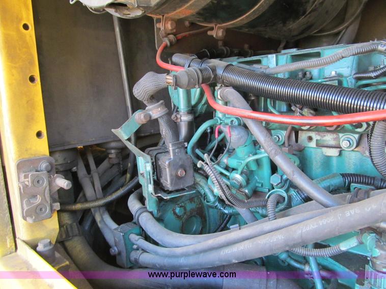 image for item F5546 2008 Volvo L90F wheel loader