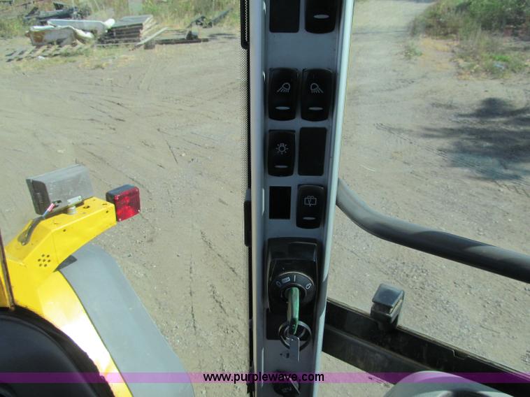 image for item F5546 2008 Volvo L90F wheel loader