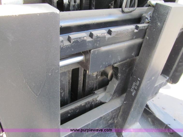 image for item F5547 2002 BT Prime-Mover forklift