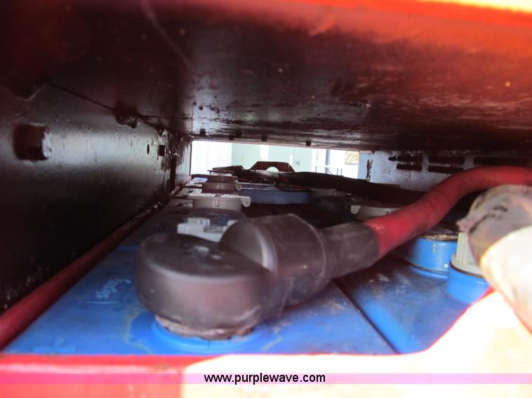 image for item F5547 2002 BT Prime-Mover forklift