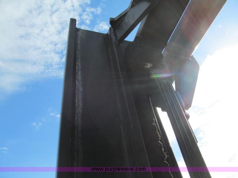 image for item F5547 2002 BT Prime-Mover forklift