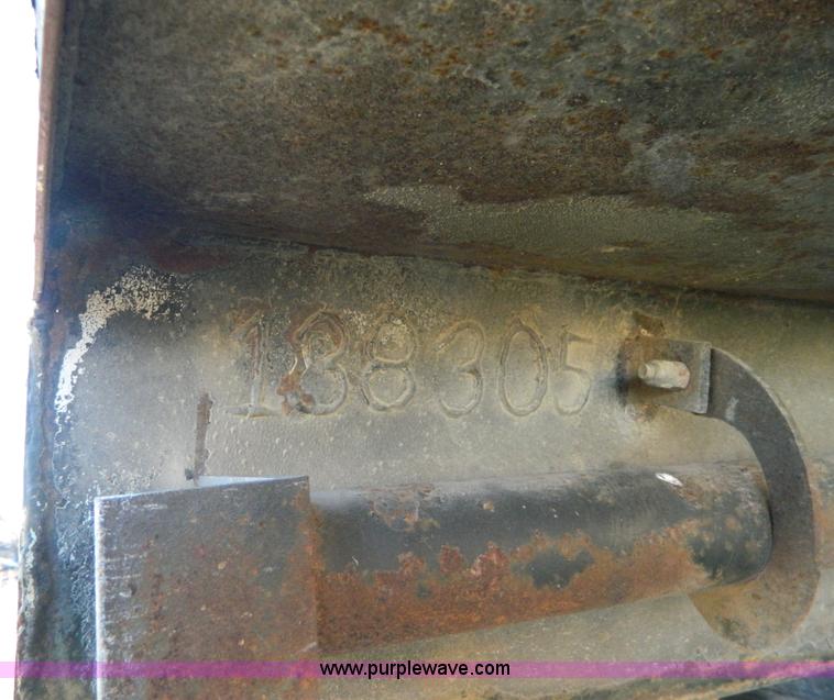 image for item G7508 Wheeler 16 yard dump bed