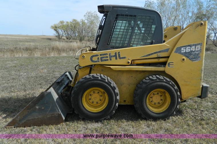 image for item G7512 2006 Gehl 5640 skid steer