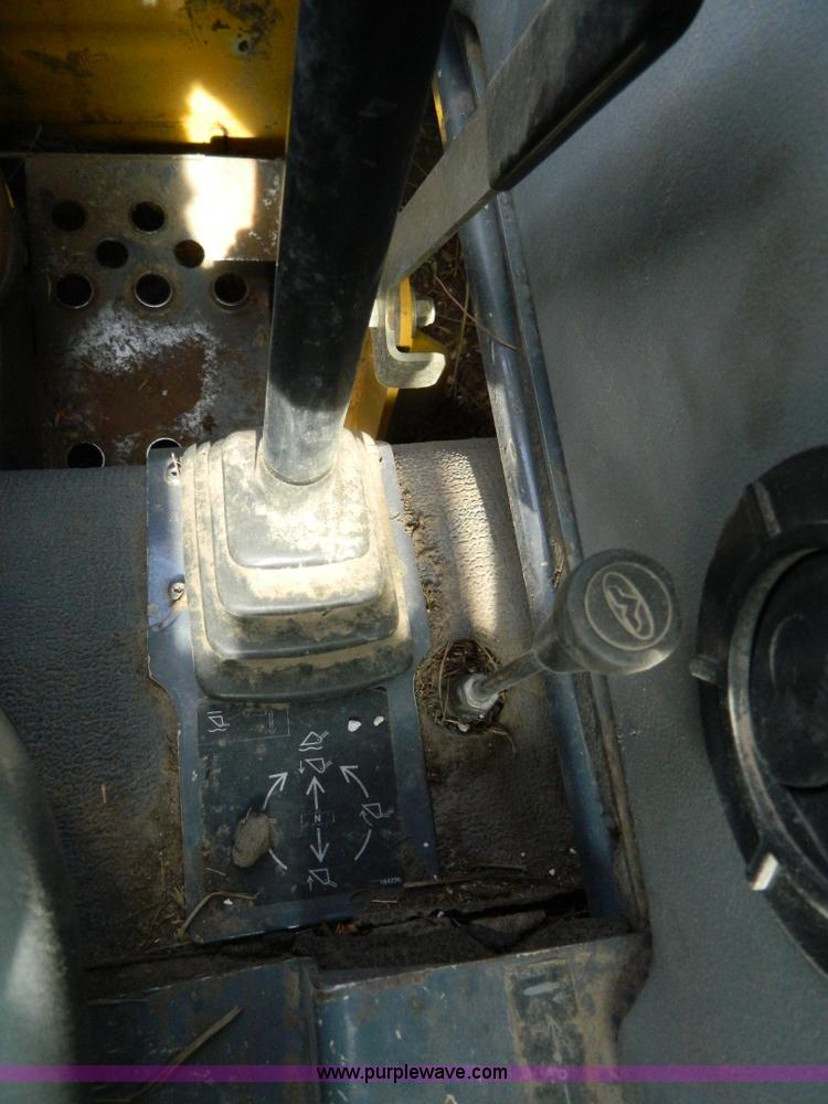 image for item G7512 2006 Gehl 5640 skid steer