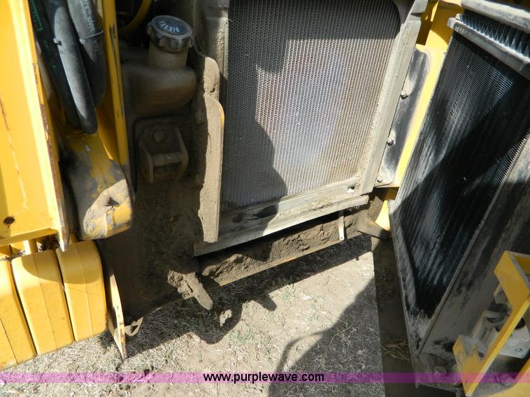 image for item G7518 2006 John Deere 320 skid steer