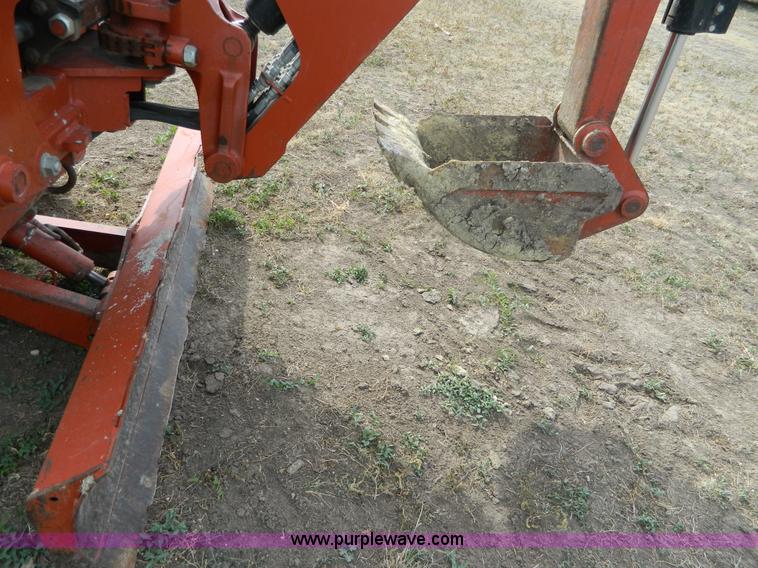 image for item G7521 2004 Ditch Witch 3700DD trencher