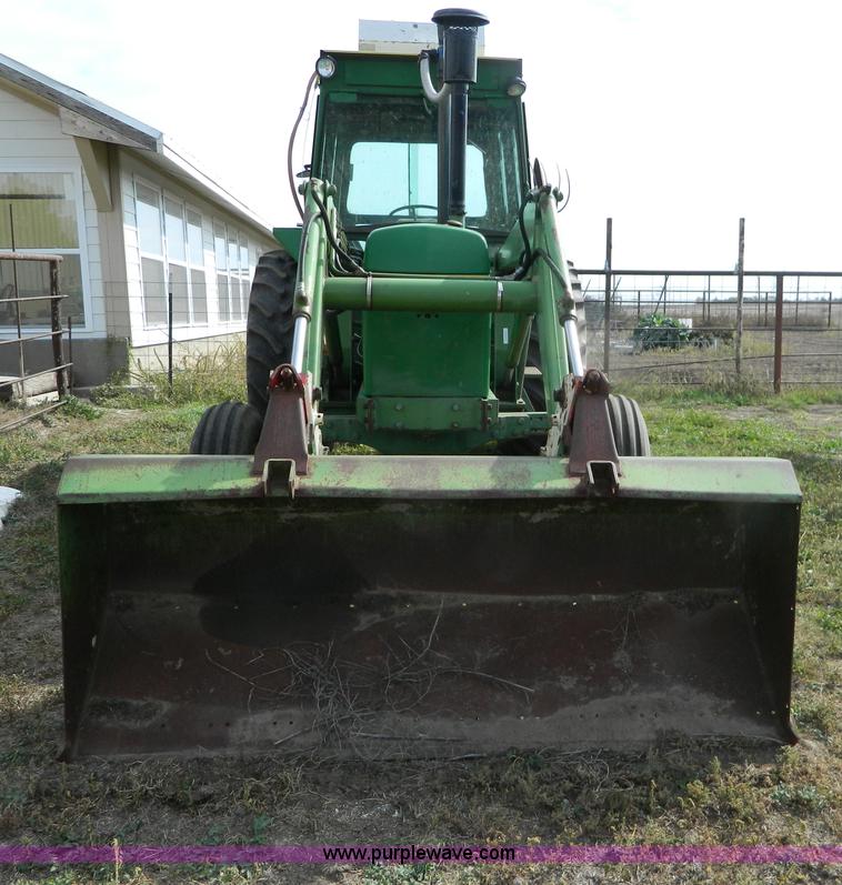 image for item G7522 John Deere 2840 tractor