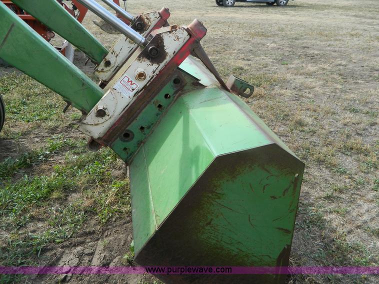 image for item G7522 John Deere 2840 tractor