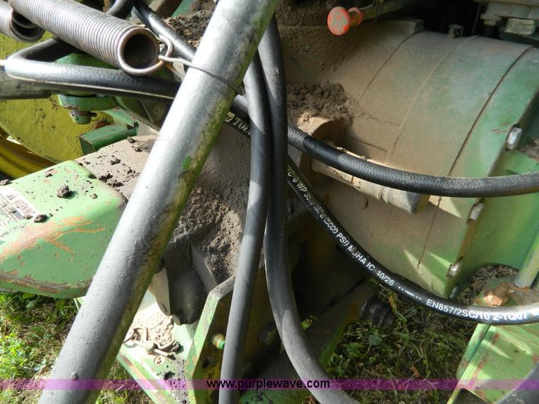 image for item G7522 John Deere 2840 tractor