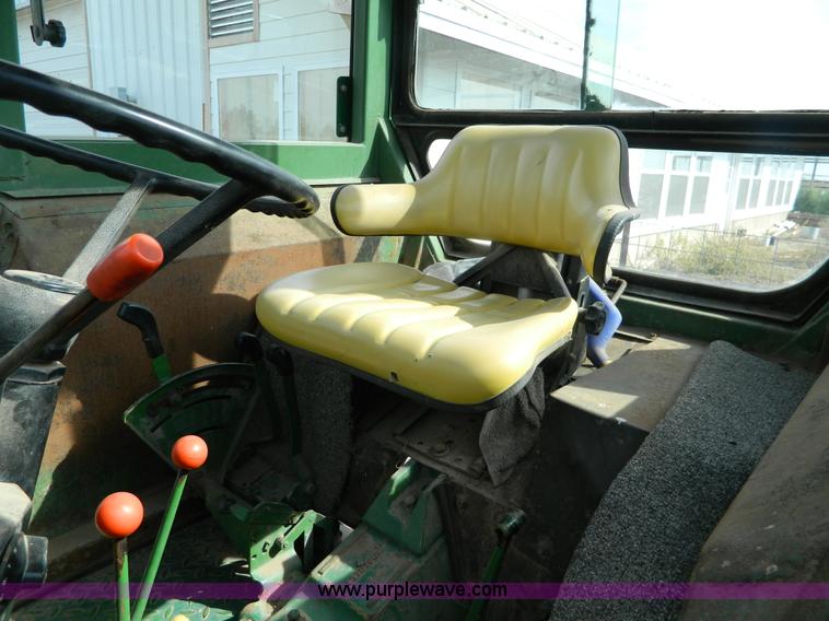 image for item G7522 John Deere 2840 tractor