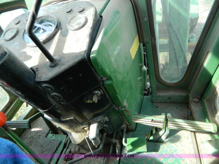 image for item G7522 John Deere 2840 tractor