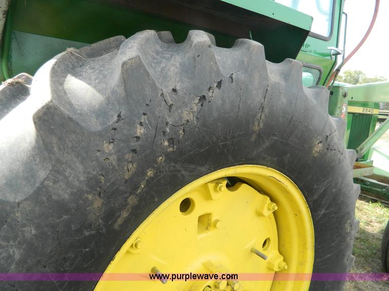 image for item G7522 John Deere 2840 tractor