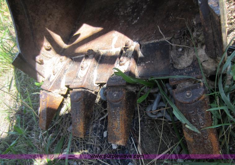 image for item H9851 Bobcat BOBTACHHOE backhoe attachment