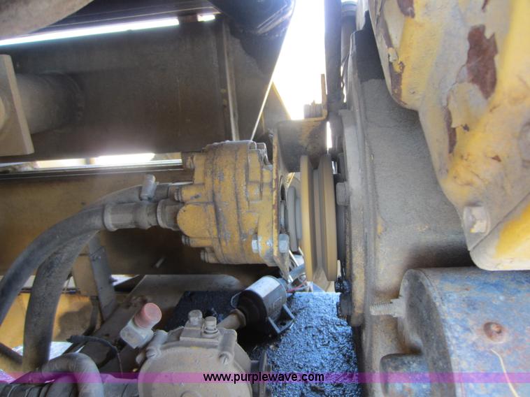 image for item H9852 Grove SM3270 scissor lift