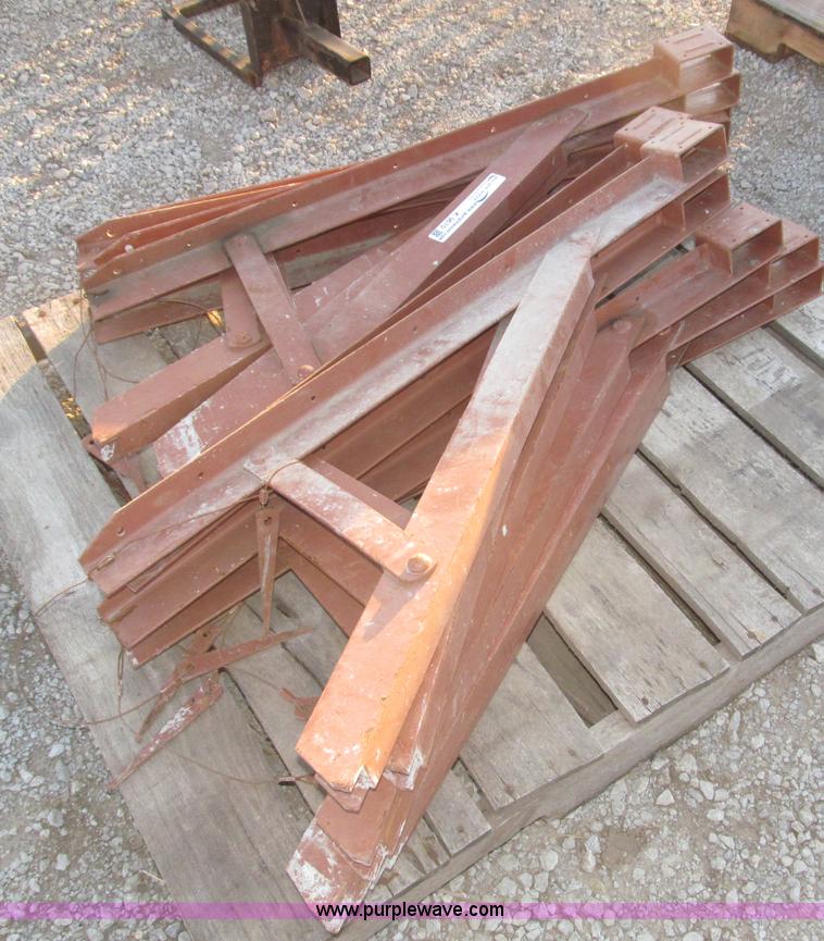 (12) Symons scaffolding brackets in Falls City, NE Item K9610 sold Purple Wave