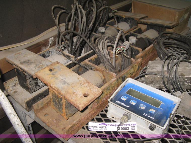 image for item M9083 Digi-Star EZ400 digital scale monitor