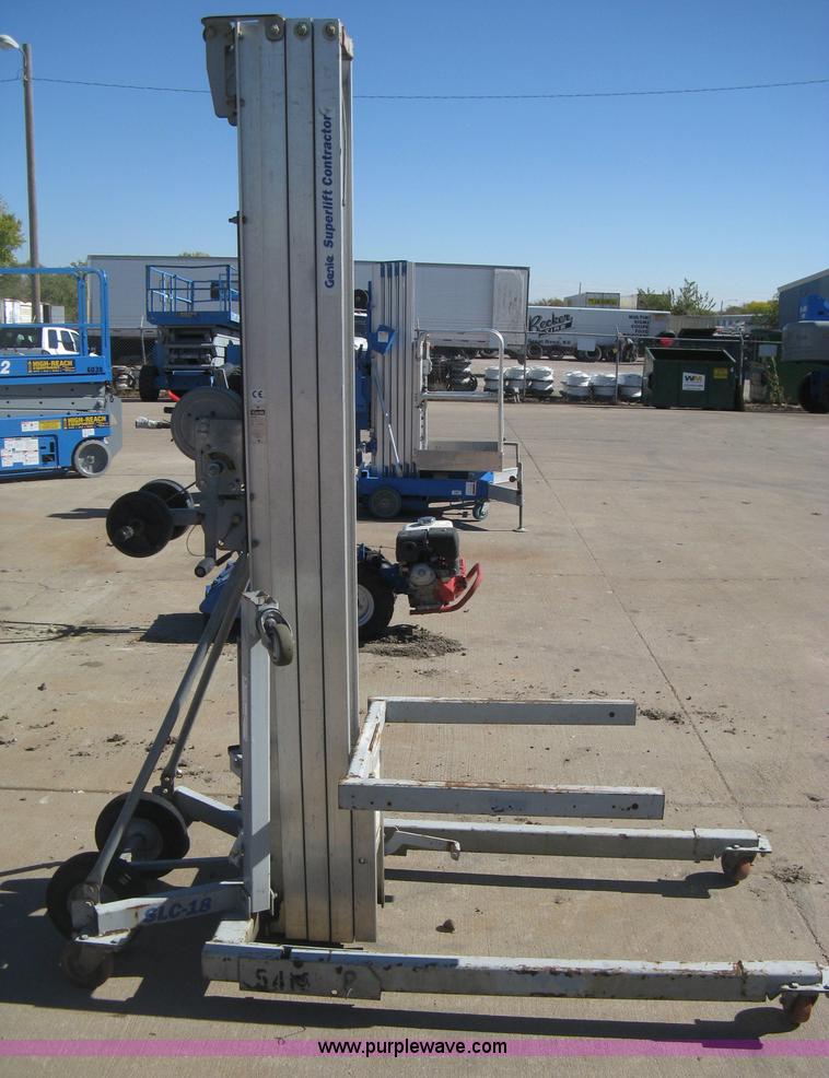 image for item M9098 Geinie Superlift contractor SLC-18 material lift