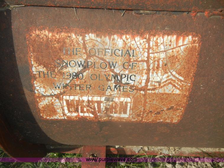 image for item U9325 Western 91" snow plow