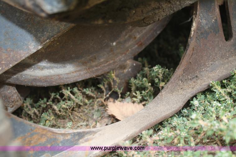 image for item U9607 Gehl CP400 cold planer skid steer attachment