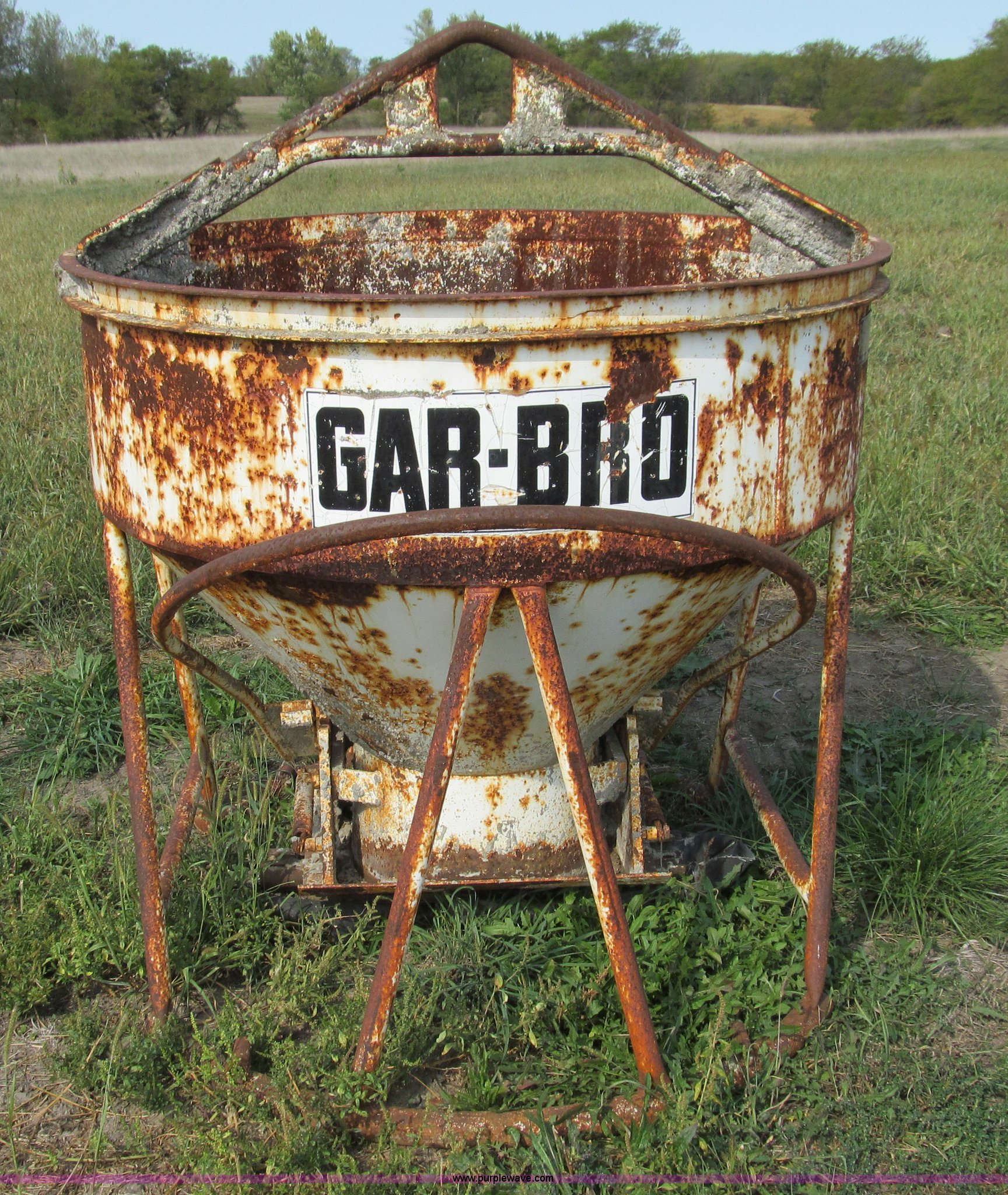 GarBro concrete nurse hopper in Trenton, MO Item E3525 sold Purple