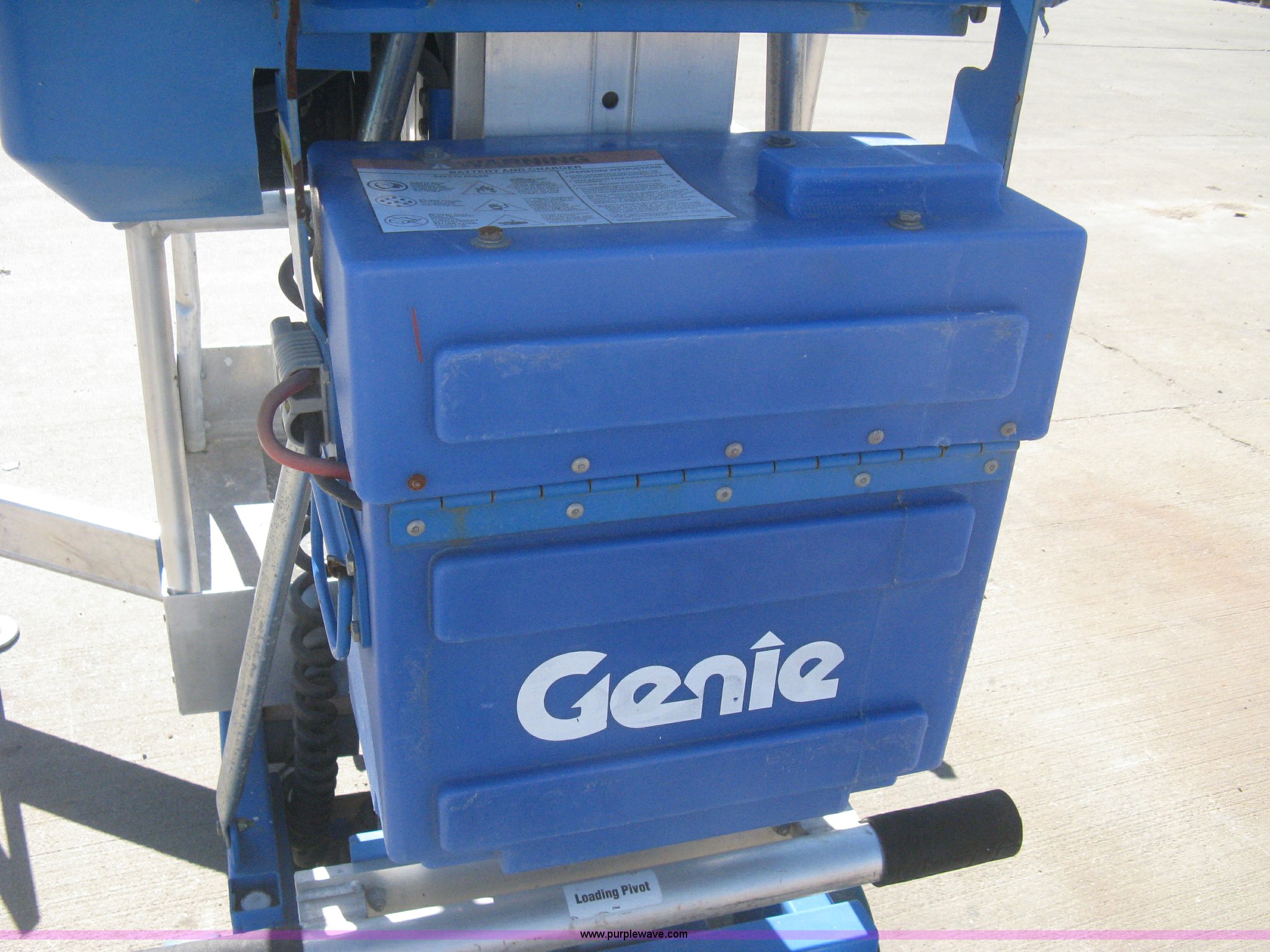 Genie AWP24 electric man lift in Wichita, KS Item M9100 sold